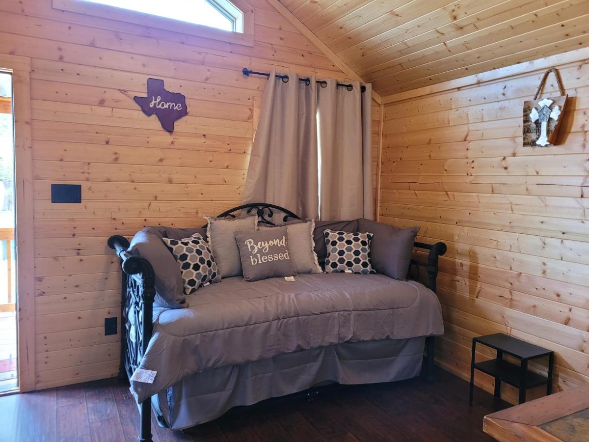 Hotel Al'S Hideaway Cabin And Rv Space, Llc à Pipe Creek Extérieur photo